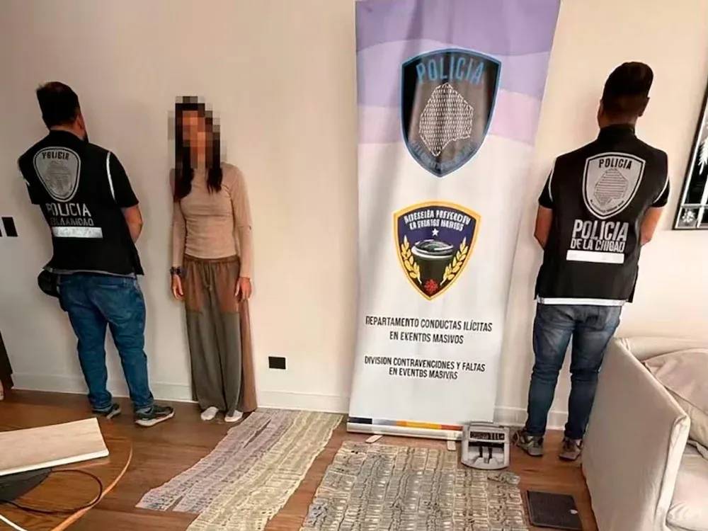 Allanaron una vivienda en Vicente López por la reventa de entradas para la despedida de Messi: secuestraron dóla…